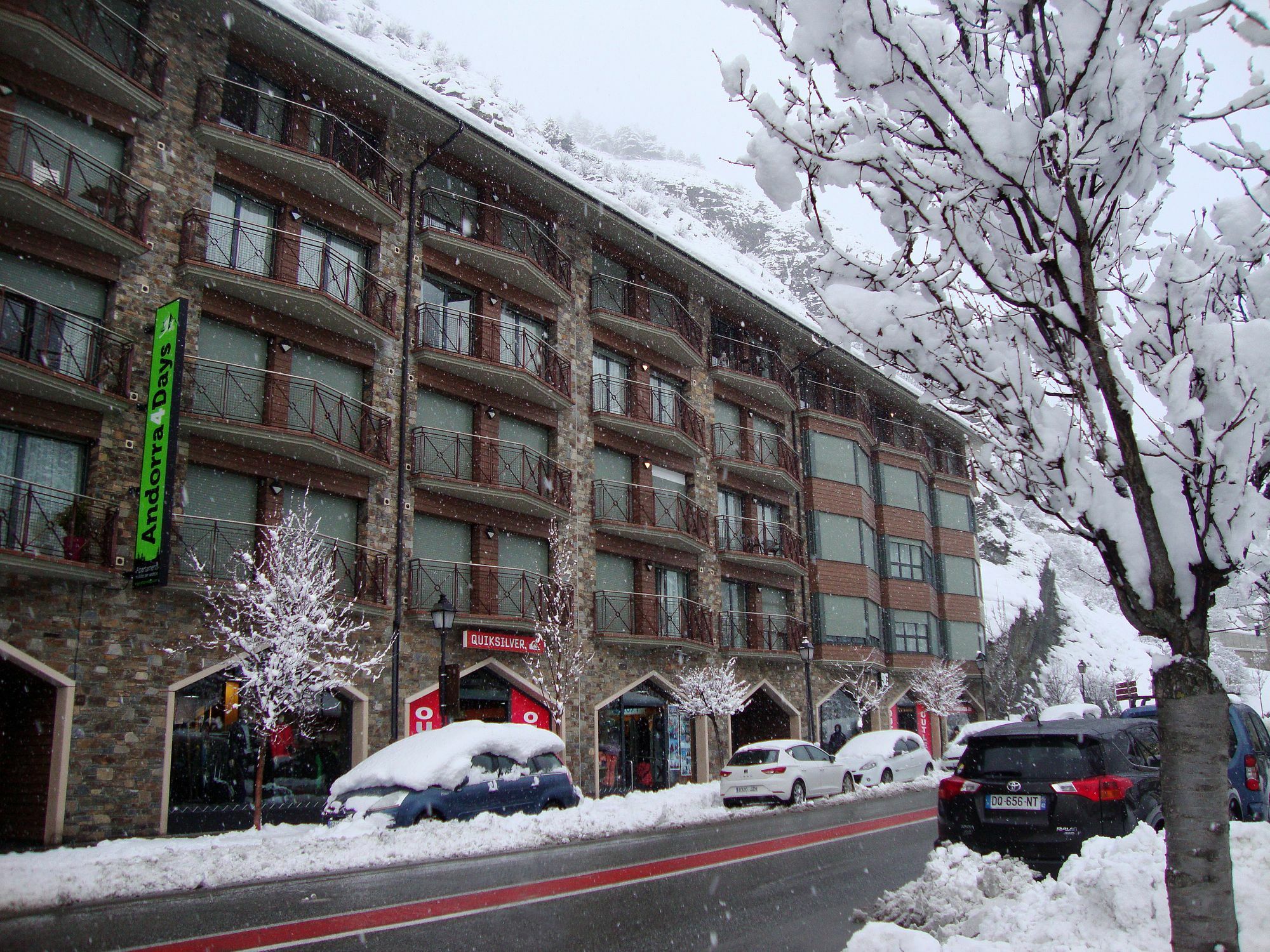 Apartamentos Canillo Pie Pistas 3000 외부 사진