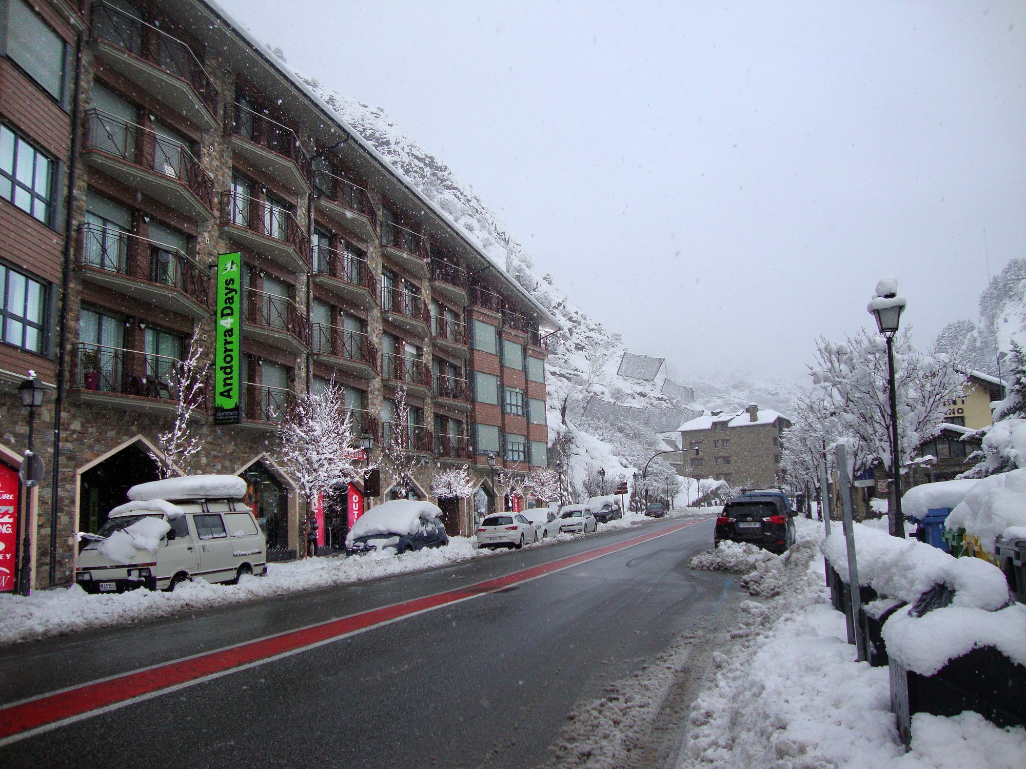 Apartamentos Canillo Pie Pistas 3000 외부 사진
